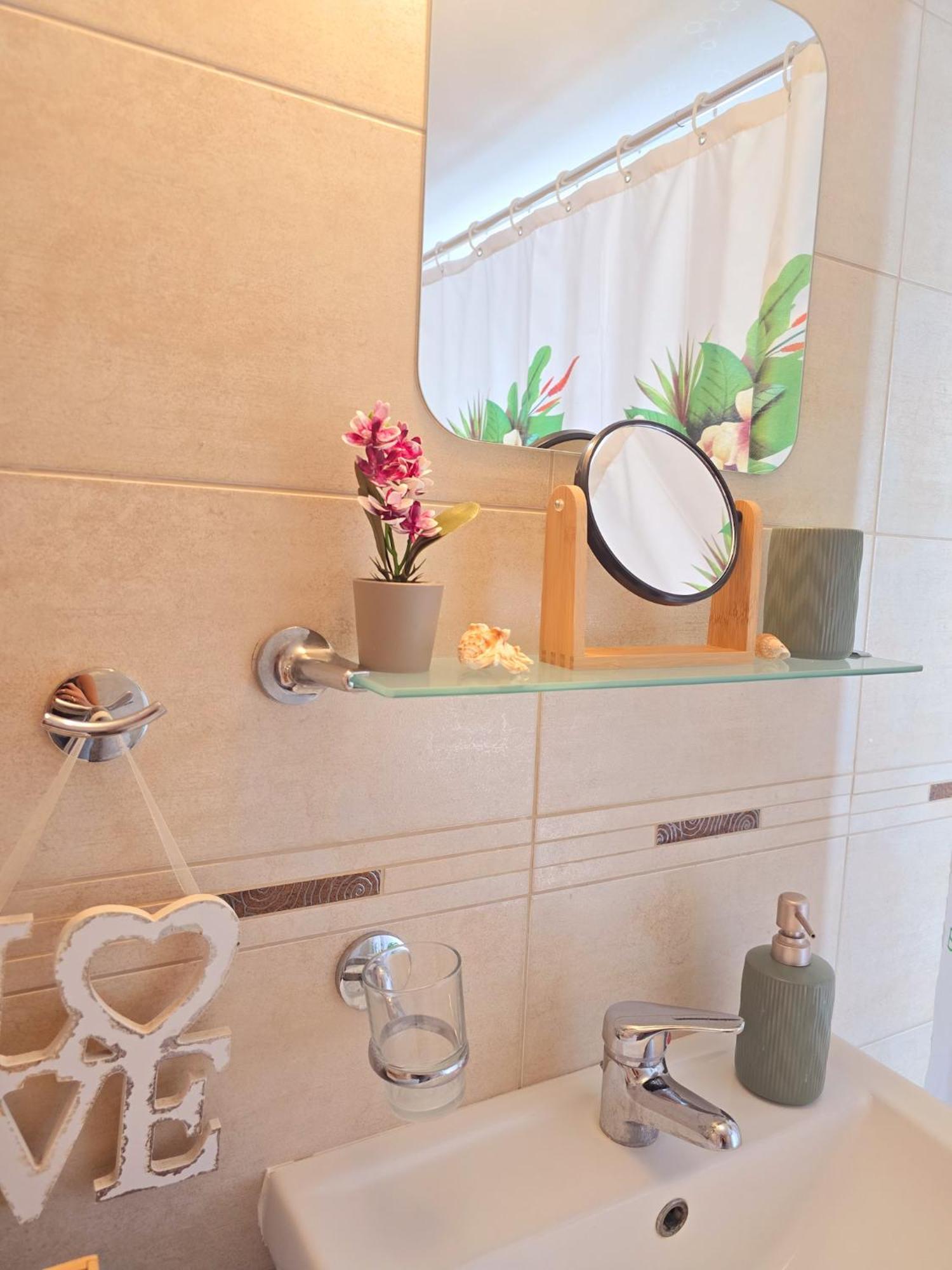 Lakithra Apartments Ngoại thất bức ảnh